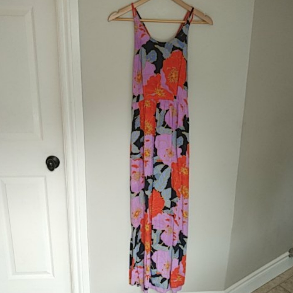 Ann taylor loft empire waist maxi fits size 4-6